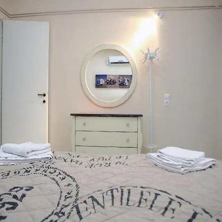 Anastasia Hotel *